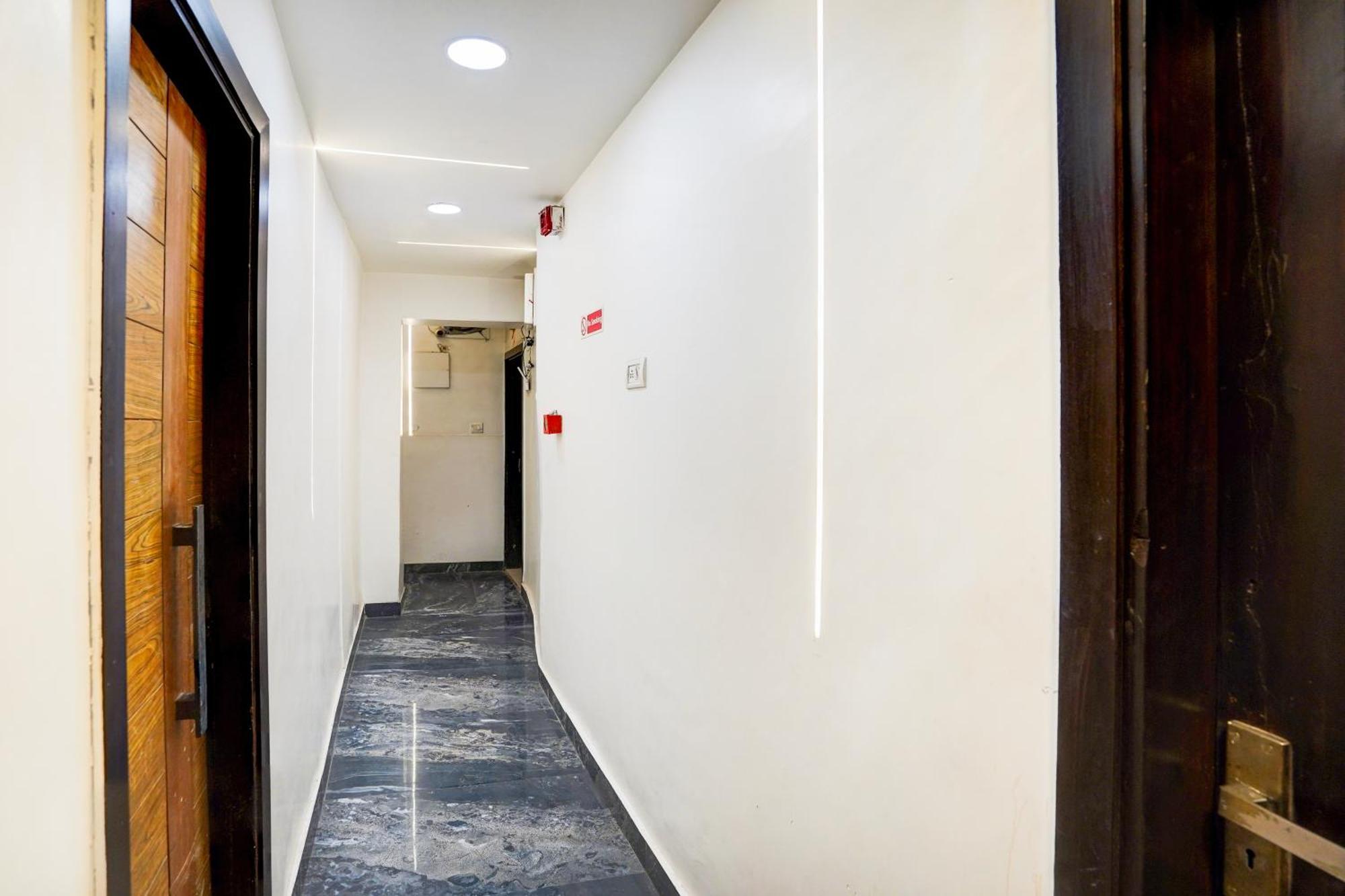 Hotel Jai Balaji, Paharganj, New Delhi Railway Station المظهر الخارجي الصورة