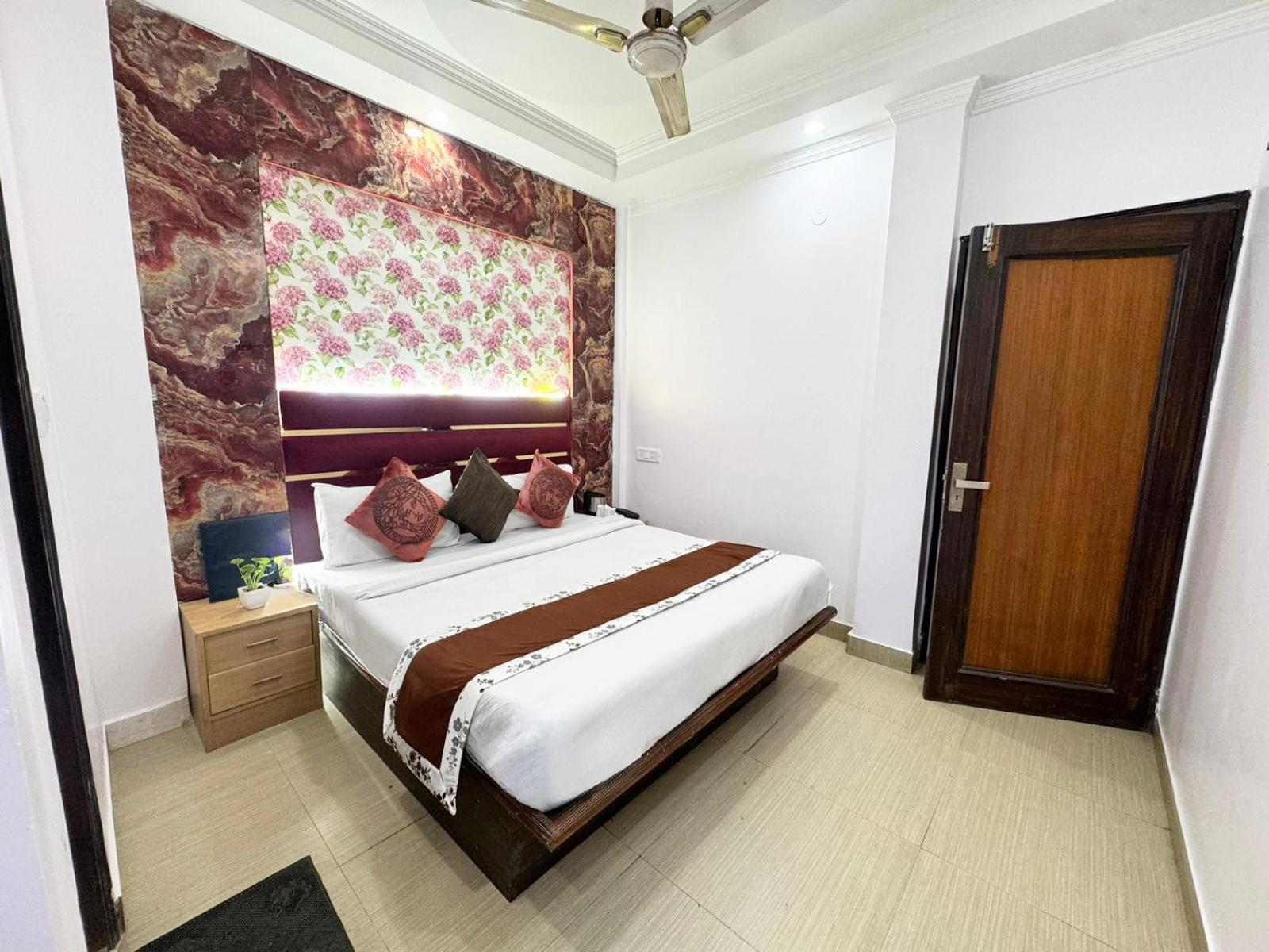 Hotel Jai Balaji, Paharganj, New Delhi Railway Station المظهر الخارجي الصورة