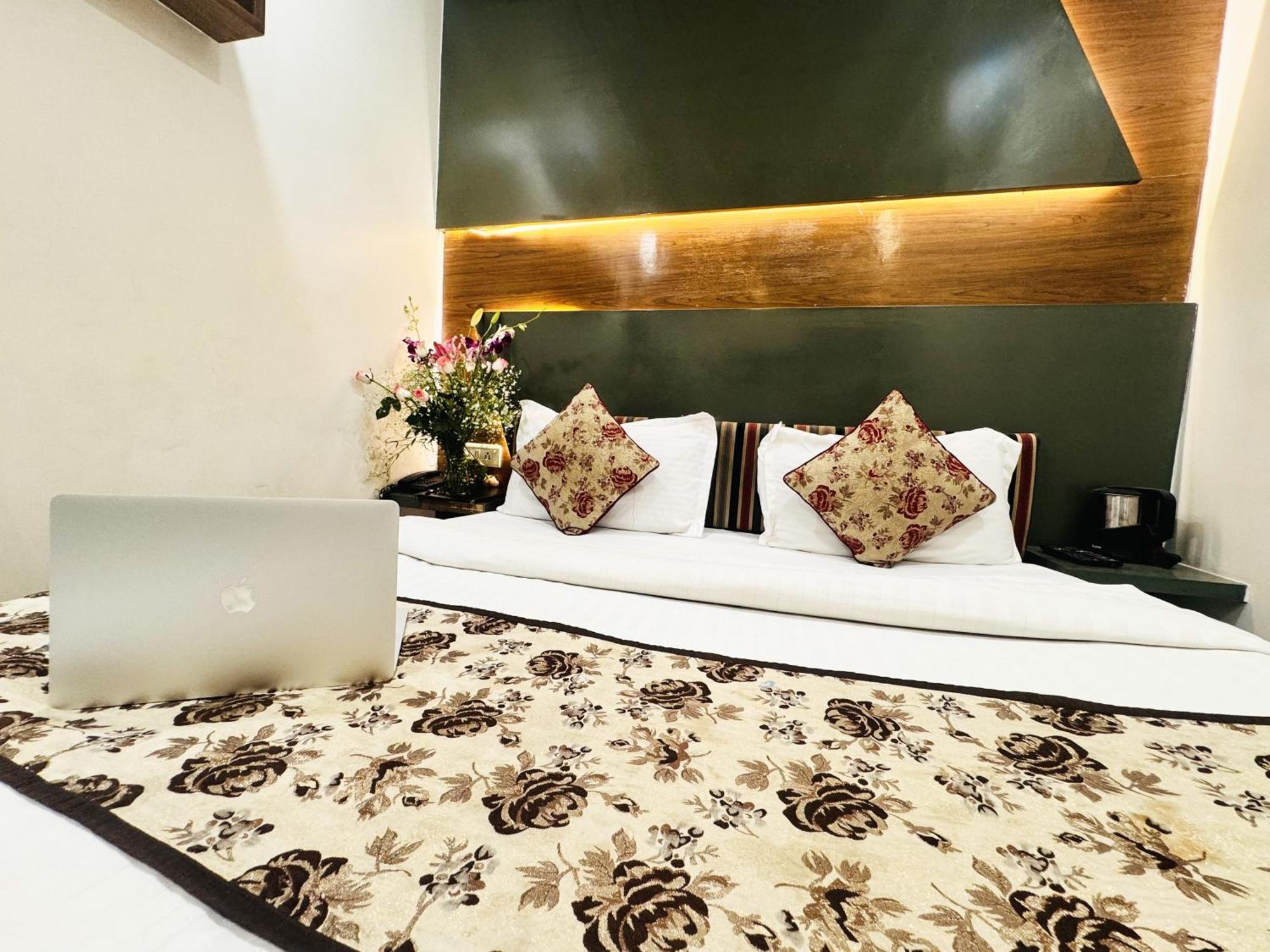 Hotel Jai Balaji, Paharganj, New Delhi Railway Station المظهر الخارجي الصورة