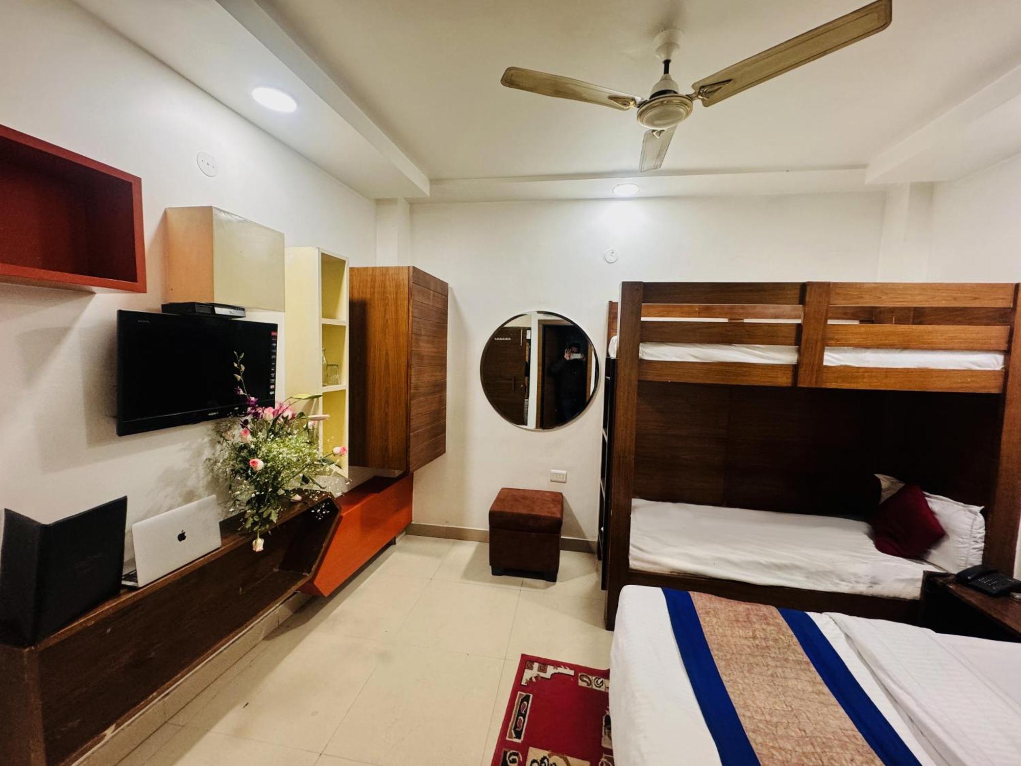 Hotel Jai Balaji, Paharganj, New Delhi Railway Station المظهر الخارجي الصورة