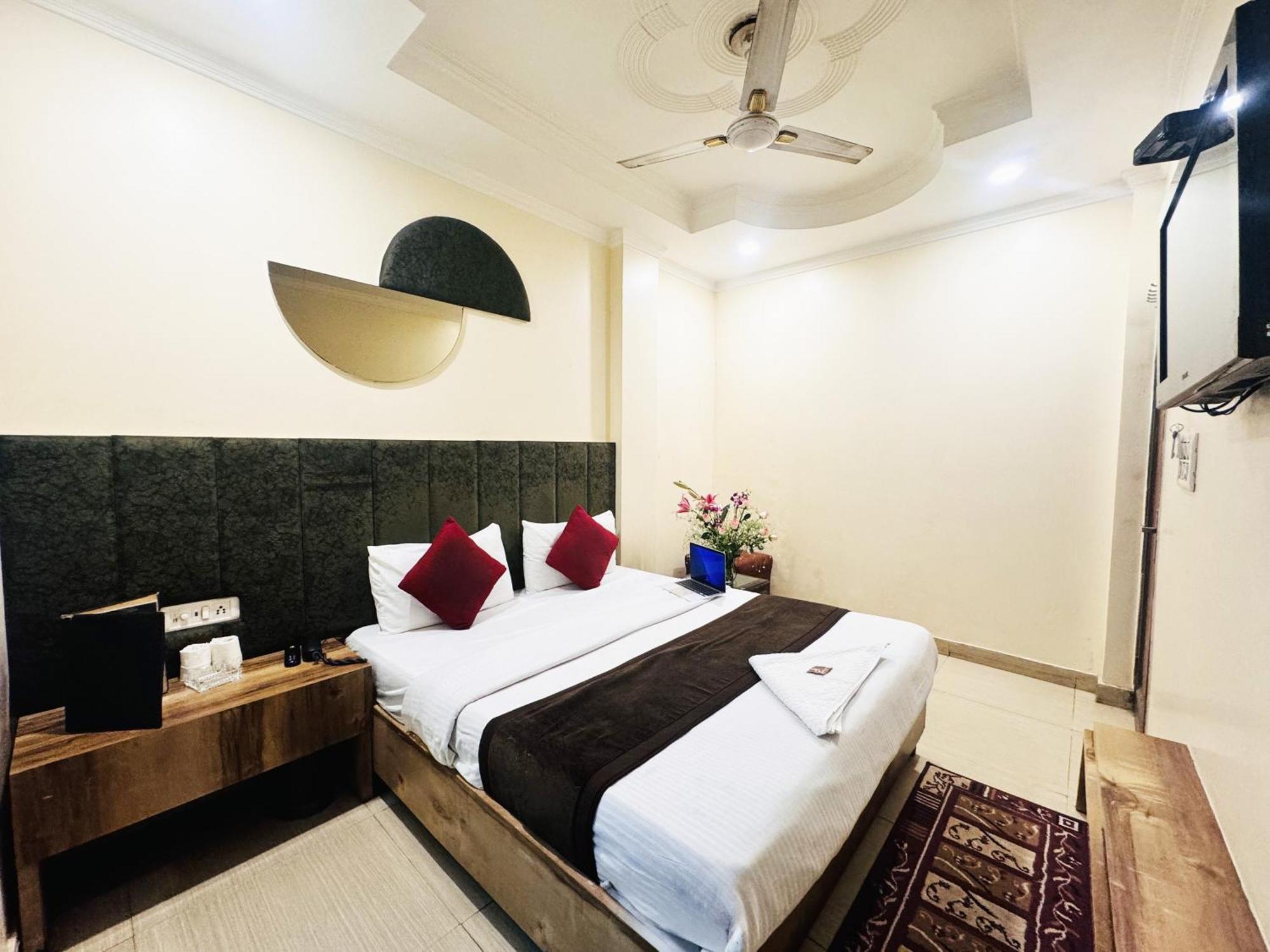 Hotel Jai Balaji, Paharganj, New Delhi Railway Station المظهر الخارجي الصورة
